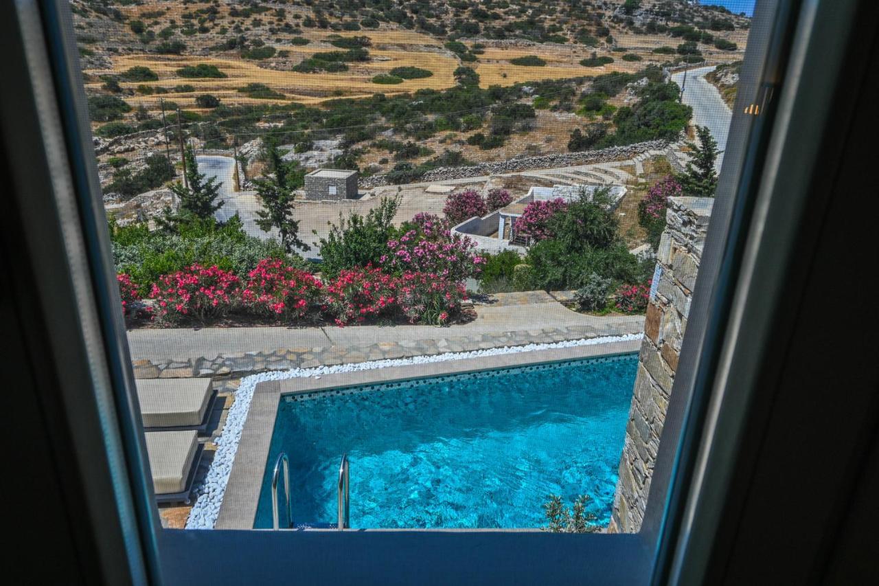 Schinoza Luxury Suites Schoinoussa Exterior photo